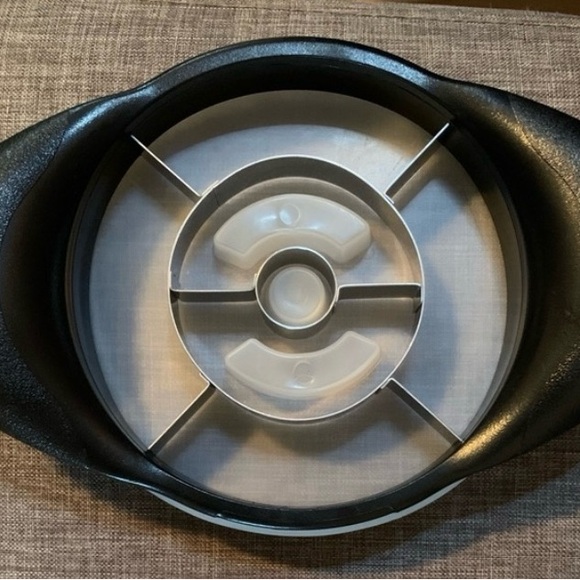 3 piece pampered chef lot. - Picture 5 of 5